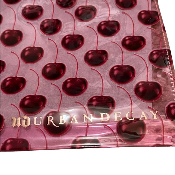 Urban Decay Naked Cherry makeup bag - Picture 2 of 4